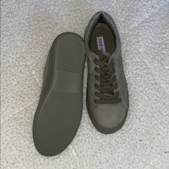 Steve Madden sneakers - Picture 4 of 5